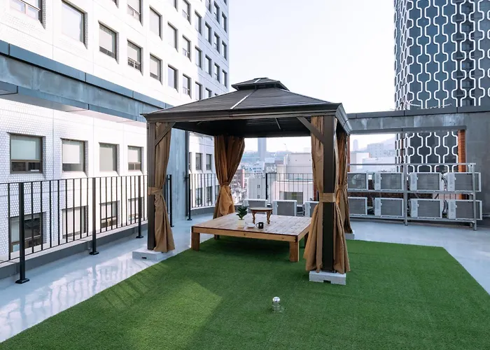 D-haus Dongdaemun * Seúl