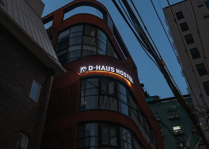 D-haus Dongdaemun * Seúl